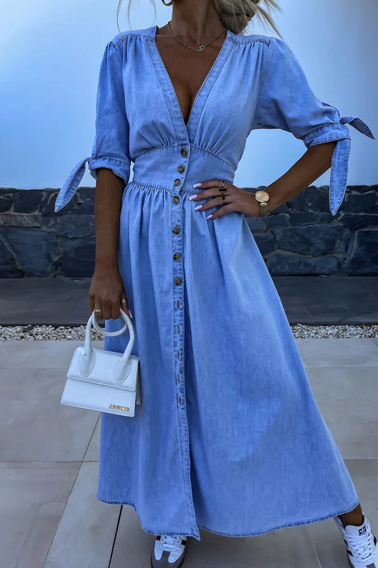 Alina® | Elegant solid color loose denim dresses with V-neck, half-length sleeves and buckle