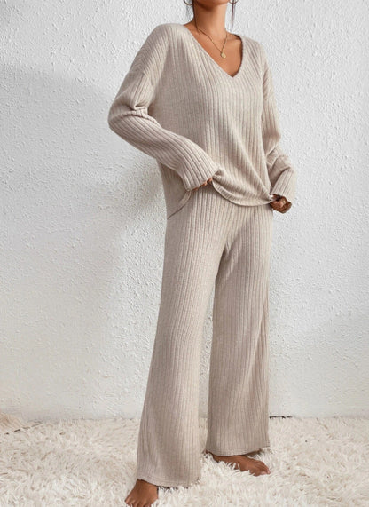 Adela | Cozy knitted two-piece suit
