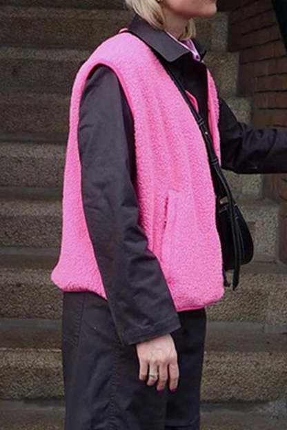 Holly | Casual street pocket buttons, fluffy O-neck vests
