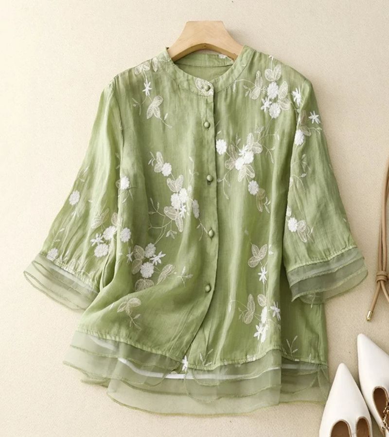 Aroa® | Embroidered vintage women's shirt