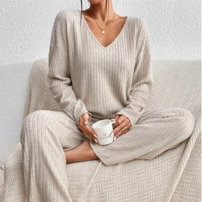 Adela | Cozy knitted two-piece suit
