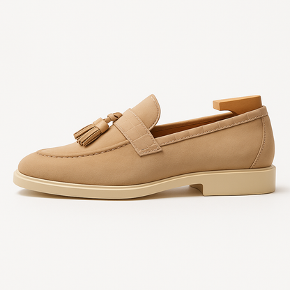 LUXEOUTFIT | Darce Hybrid Suede Loafers