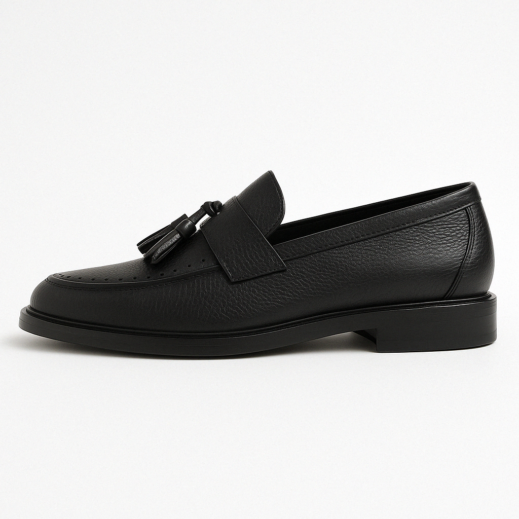 LUXEOUTFIT | Relaxed Fit Leather Loafers