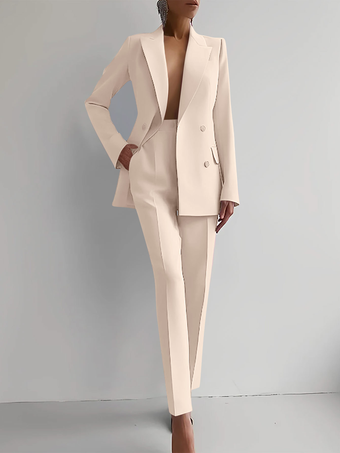 Manuela | Elegant suit for women