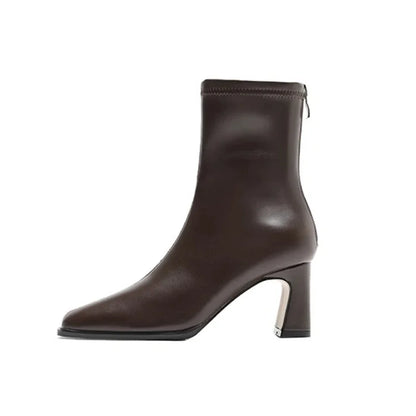 Pilar | Elegant ankle boots with square toe