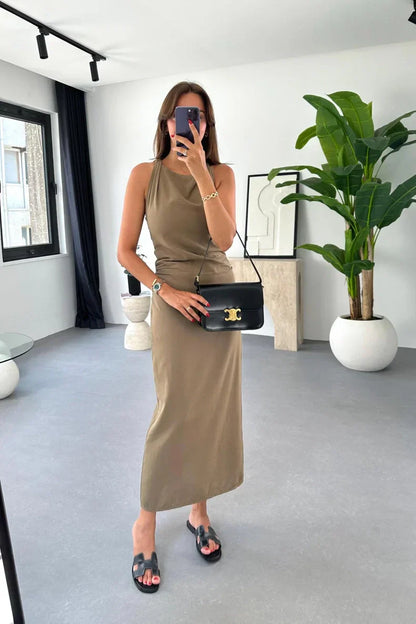 Bianca® | Elegant Sleeveless Midi Dresses